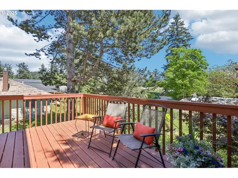 4412 SE 101st Avenue Portland OR 97266