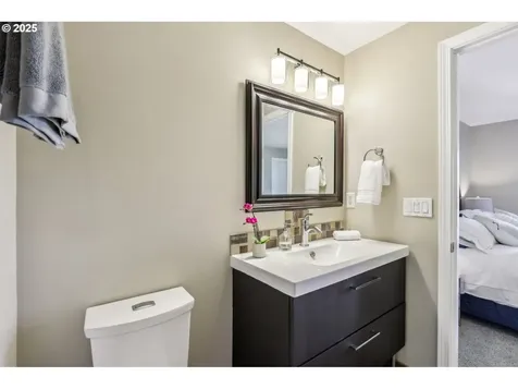 4412 SE 101st Avenue Portland OR 97266