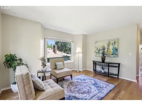 4412 SE 101st Avenue Portland OR 97266