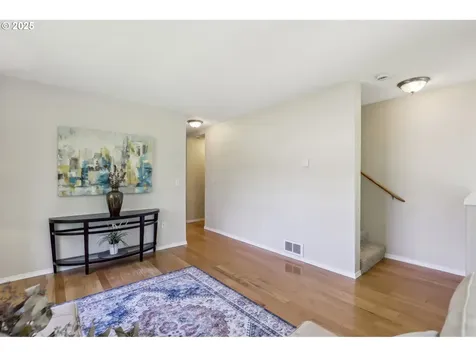 4412 SE 101st Avenue Portland OR 97266