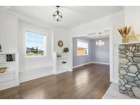 1802 8th Street Tillamook OR 97141