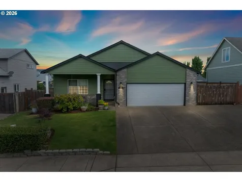 3392 Falcon Drive Springfield OR 97477
