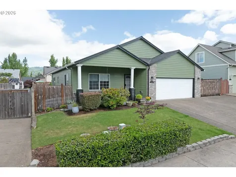 3392 Falcon Drive Springfield OR 97477