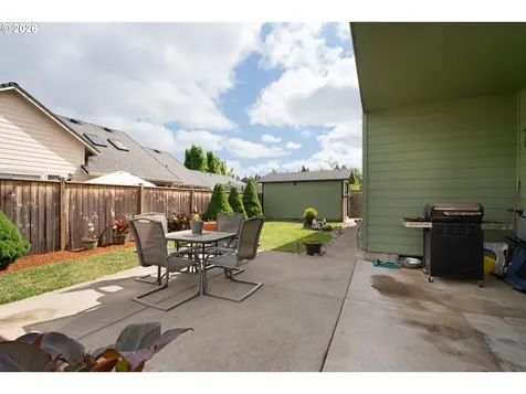 3392 Falcon Drive Springfield OR 97477