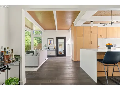 9707 SW 59th Avenue Portland OR 97219