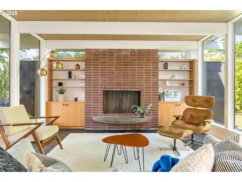 9707 SW 59th Avenue Portland OR 97219