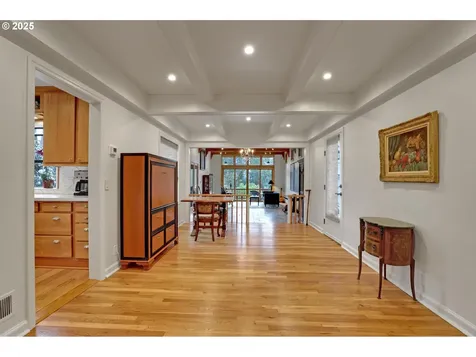 8535 SW Birchwood Road Portland OR 97225