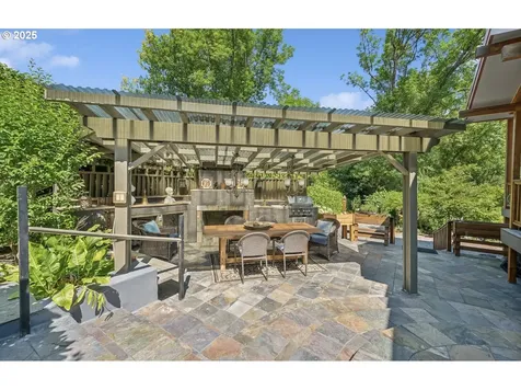 8535 SW Birchwood Road Portland OR 97225