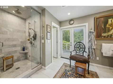 8535 SW Birchwood Road Portland OR 97225
