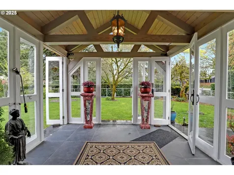 8535 SW Birchwood Road Portland OR 97225