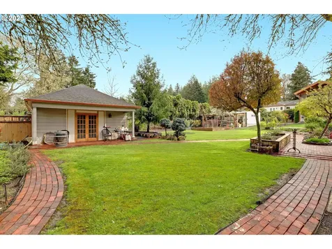 8535 SW Birchwood Road Portland OR 97225