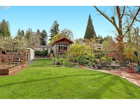 8535 SW Birchwood Road Portland OR 97225