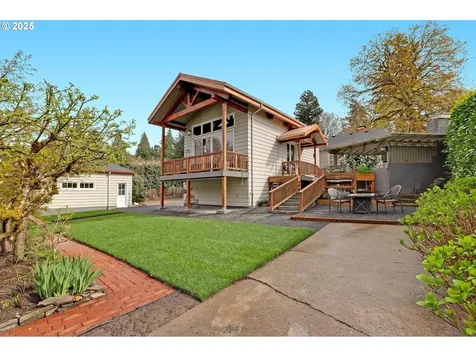 8535 SW Birchwood Road Portland OR 97225