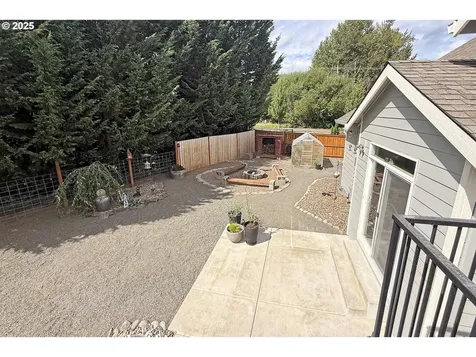 2036 NW Woodland Drive Mcminnville OR 97128