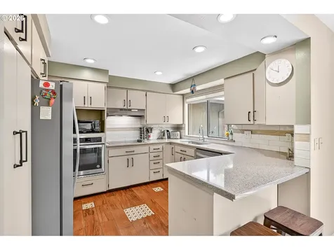14729 NE Stanton Court Portland OR 97230