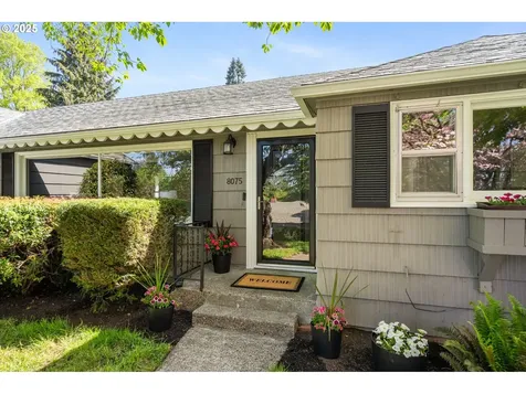 8075 SW Valley View Court Portland OR 97225