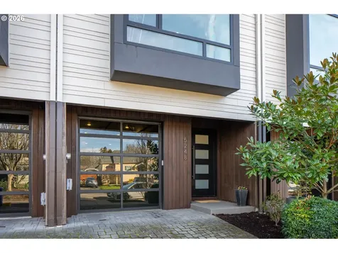 5248 NE Couch Street Portland OR 97213