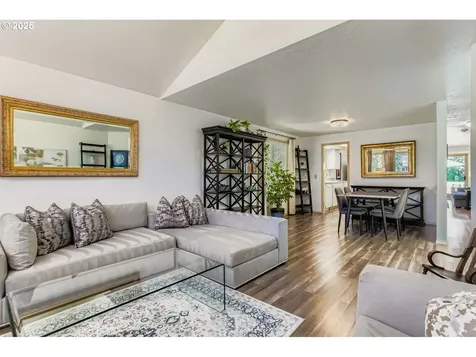11310 SW 105th Place Portland OR 97223