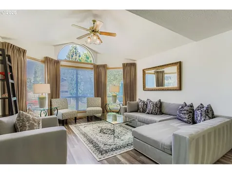 11310 SW 105th Place Portland OR 97223