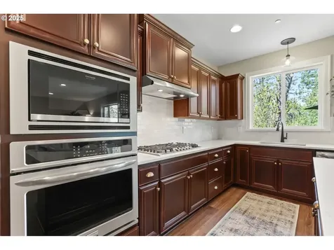 11589 NW Pinyon Street Portland OR 97229