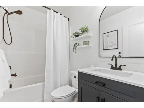 11589 NW Pinyon Street Portland OR 97229