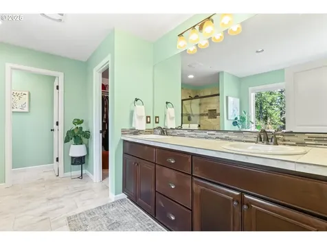 11589 NW Pinyon Street Portland OR 97229