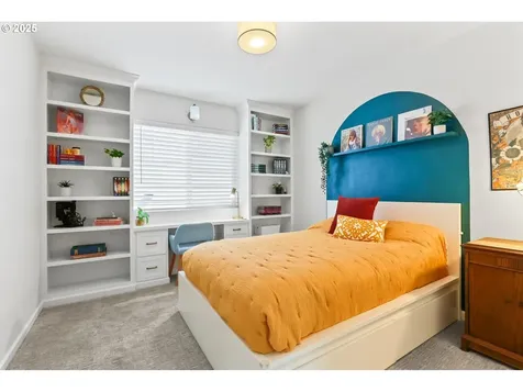 11589 NW Pinyon Street Portland OR 97229