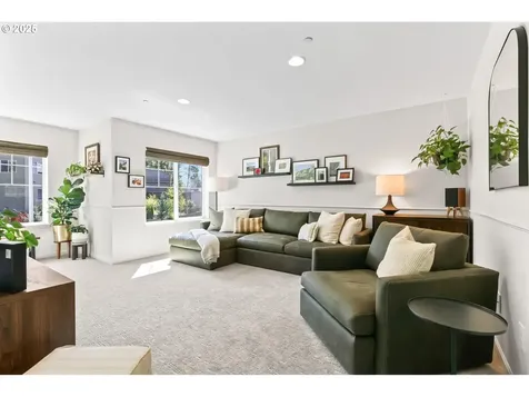 11589 NW Pinyon Street Portland OR 97229