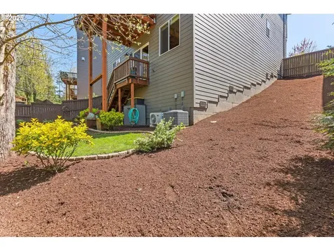 11589 NW Pinyon Street Portland OR 97229