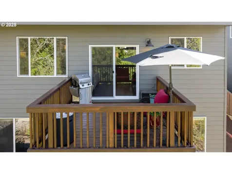 11589 NW Pinyon Street Portland OR 97229
