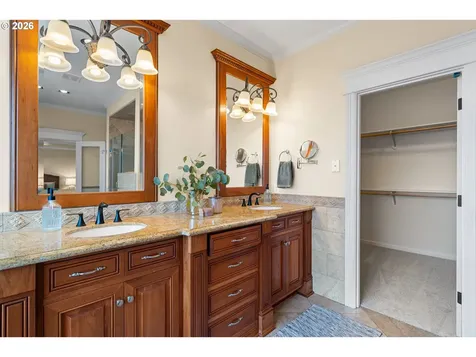 1803 NW Cedar Ridge Drive Portland OR 97229