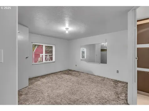 4882 NE Lancaster Drive Salem OR 97305