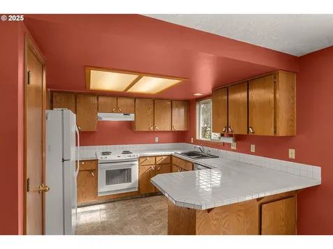 968 NE Lovell Street Hillsboro OR 97124
