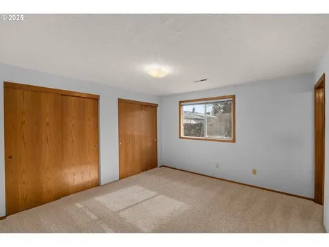 968 NE Lovell Street Hillsboro OR 97124