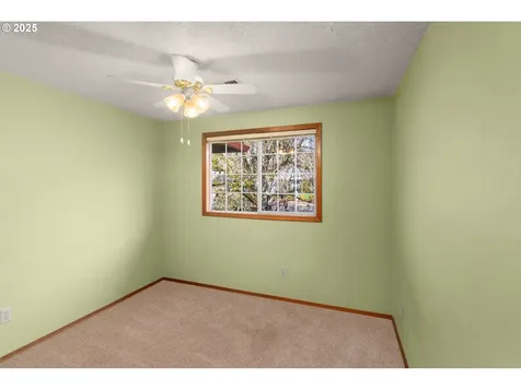 968 NE Lovell Street Hillsboro OR 97124