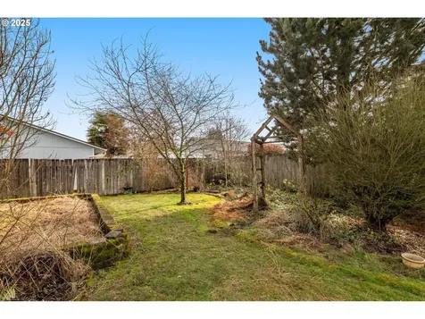 968 NE Lovell Street Hillsboro OR 97124