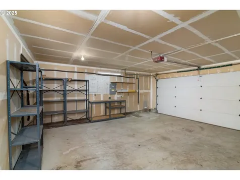 968 NE Lovell Street Hillsboro OR 97124