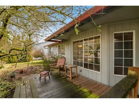 968 NE Lovell Street Hillsboro OR 97124