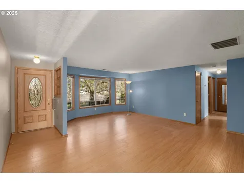 968 NE Lovell Street Hillsboro OR 97124