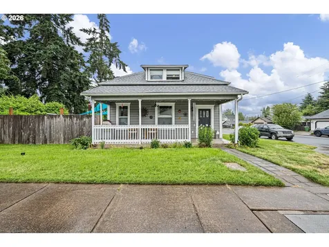 1905 S 6th Street Cottage Grove OR 97424