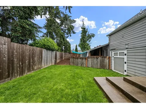 1905 S 6th Street Cottage Grove OR 97424