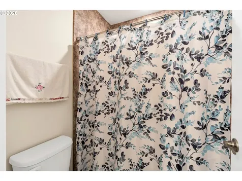 15528 NE 70th Street Vancouver WA 98682