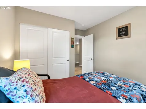 15528 NE 70th Street Vancouver WA 98682