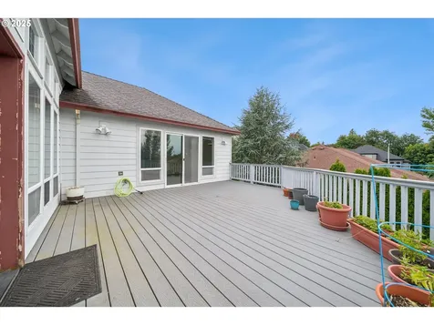 15543 SE Bybee Drive Portland OR 97236