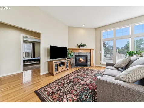 15543 SE Bybee Drive Portland OR 97236