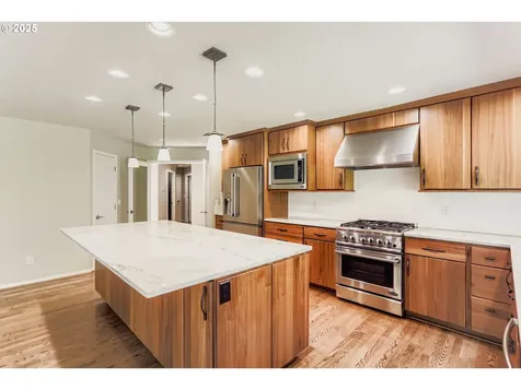 670 S Palatine Hill Road Portland OR 97219