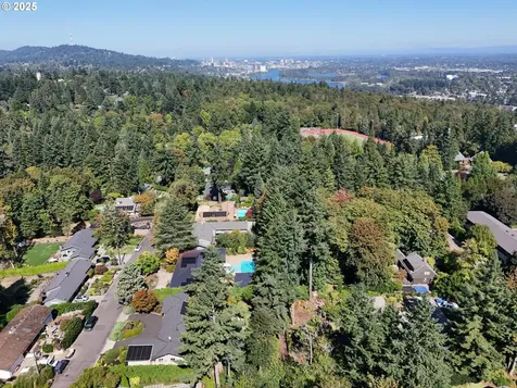 670 S Palatine Hill Road Portland OR 97219