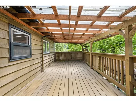 526 S 3rd Street Springfield OR 97477