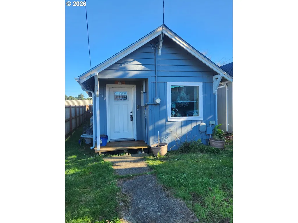945 NE Commercial Street Waldport OR 97394