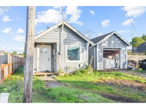 945 NE Commercial Street Waldport OR 97394